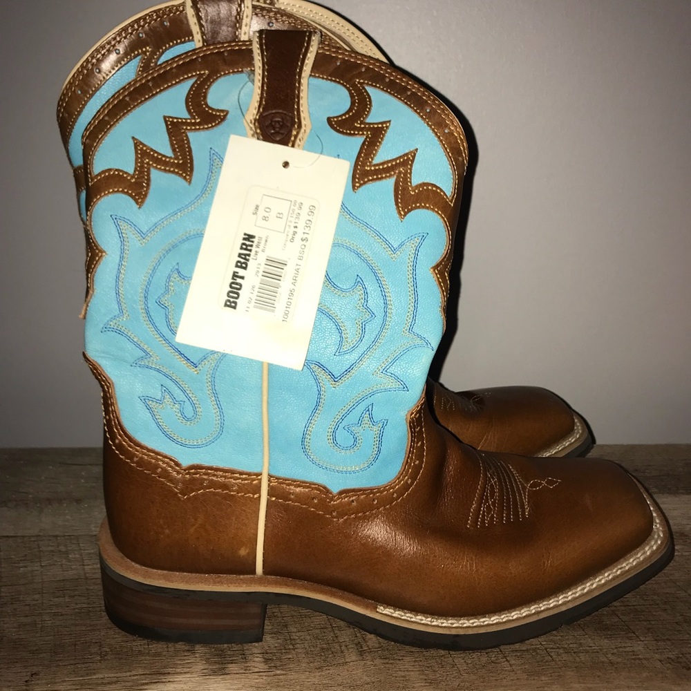 Brand New W/ Tags Ariat Blue Cowgirl Boots